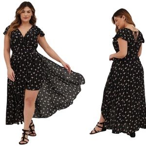 Torrid Maxi Gauze Walk- Through Dress Butterfly Black Size 5X